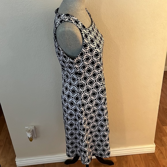 The Limited dress.  Size 6 - Picture 4 of 8